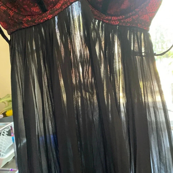 Ambrielle lingerie top - Picture 4 of 4